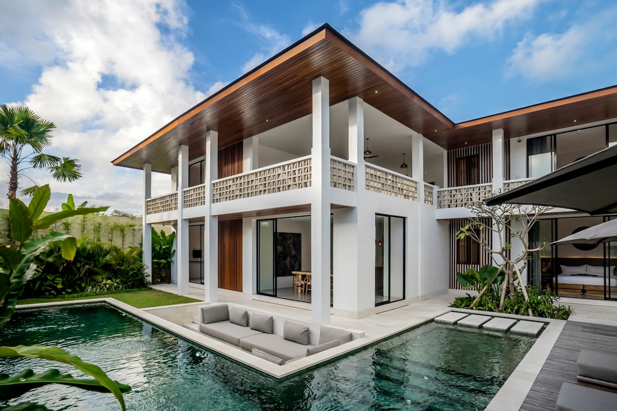 Bhima 4BR villa with private pool in Pererenan — Canggu, Bali — vacation rental