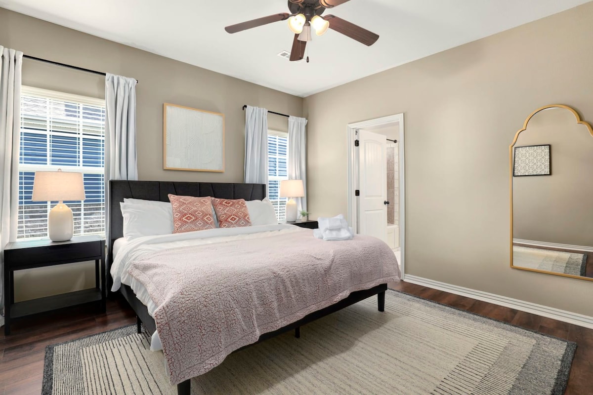 Keats Retreat - 5 mi to DT Fayetteville 3