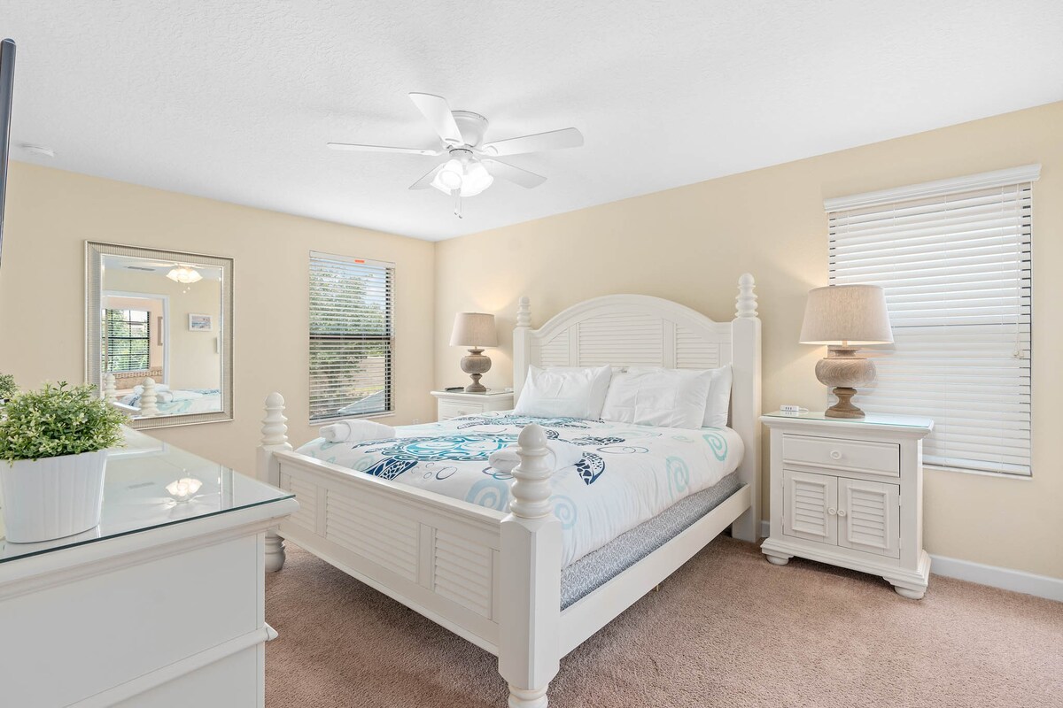 Sleeps 15! + Heated Pool+ Lazy River + Game room