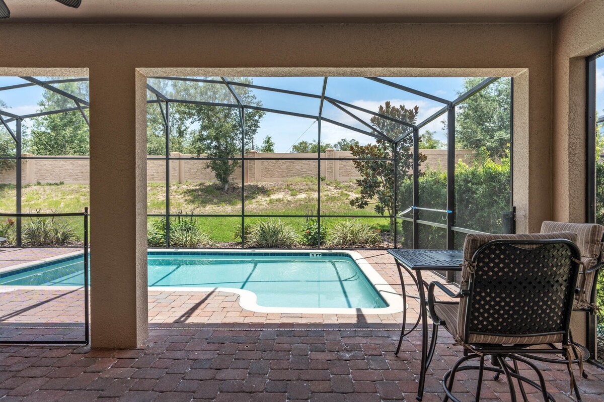 Sleeps 15! + Heated Pool+ Lazy River + Game room