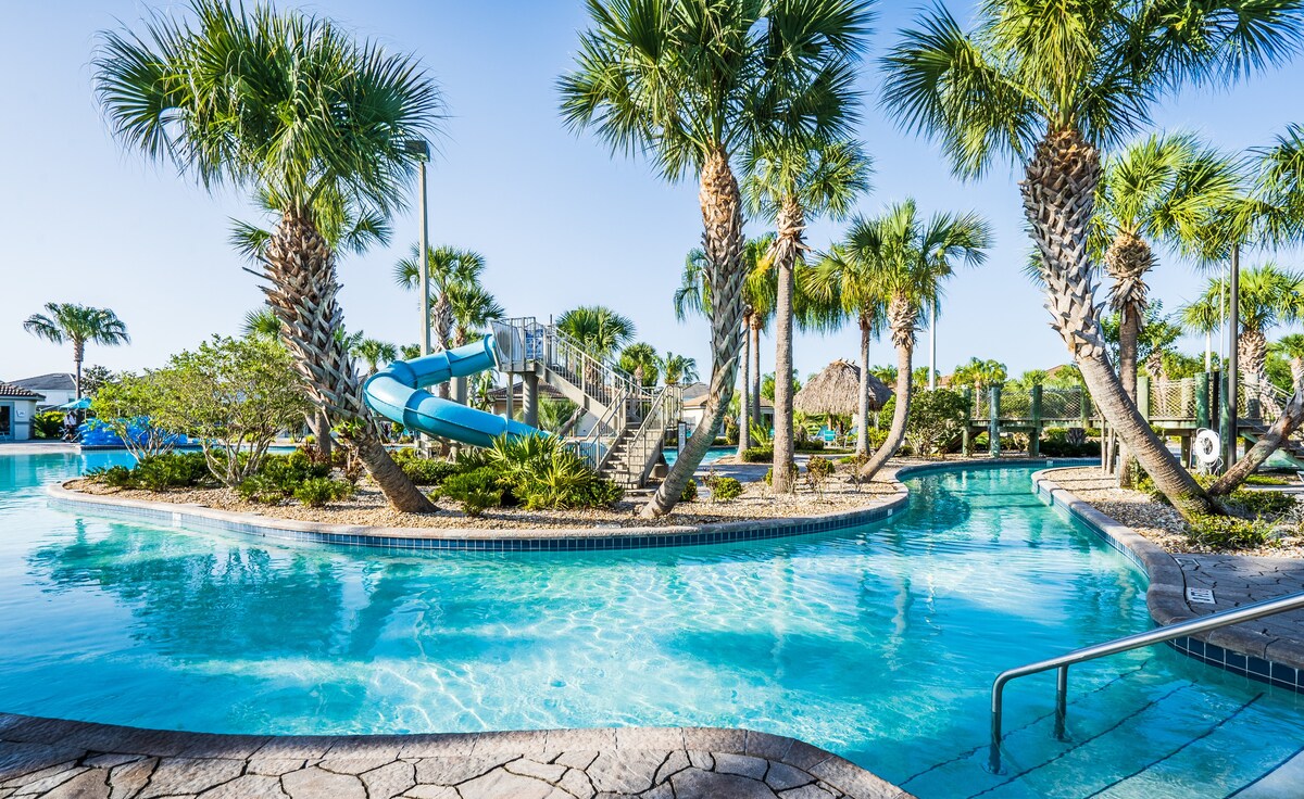 Sleeps 15! + Heated Pool+ Lazy River + Game room