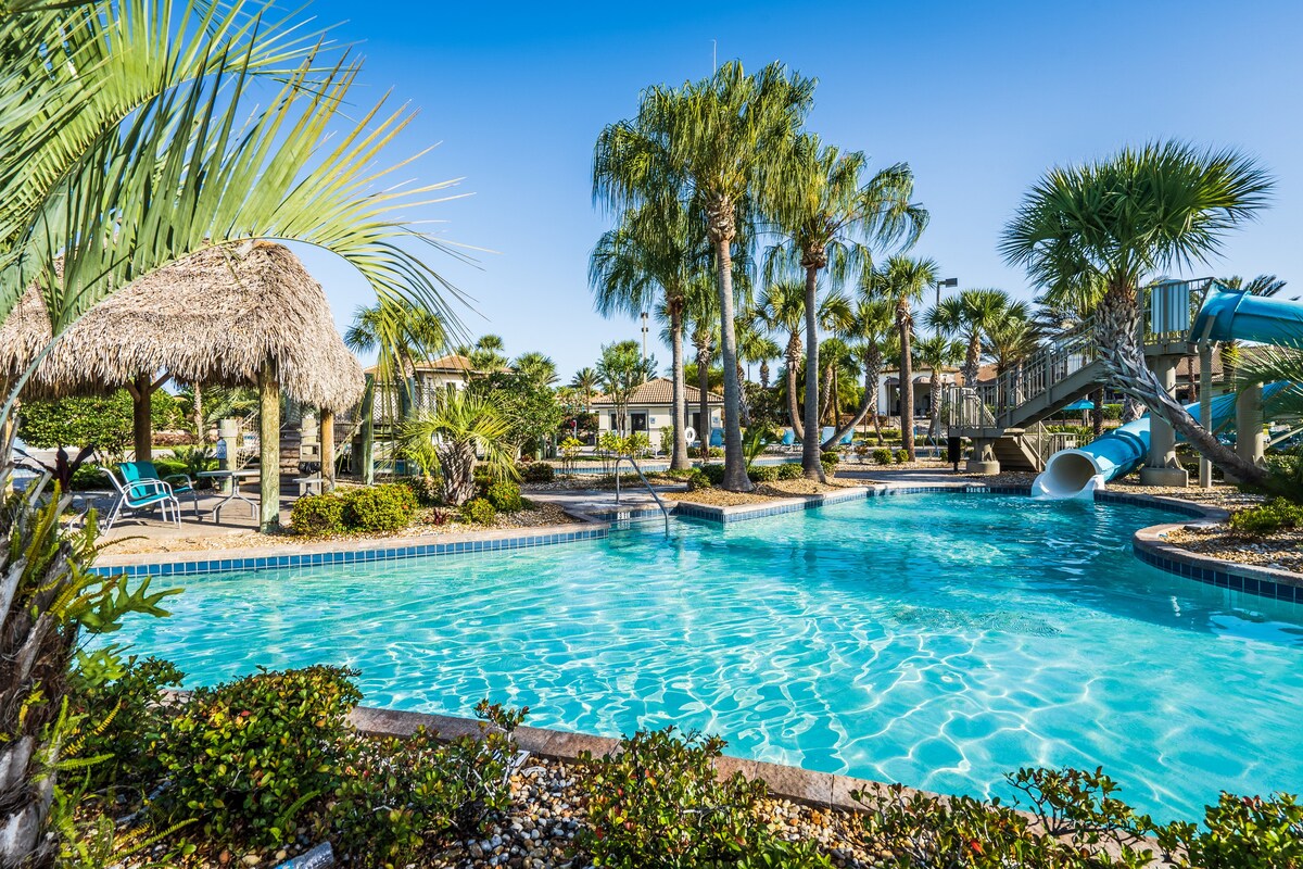 Sleeps 15! + Heated Pool+ Lazy River + Game room