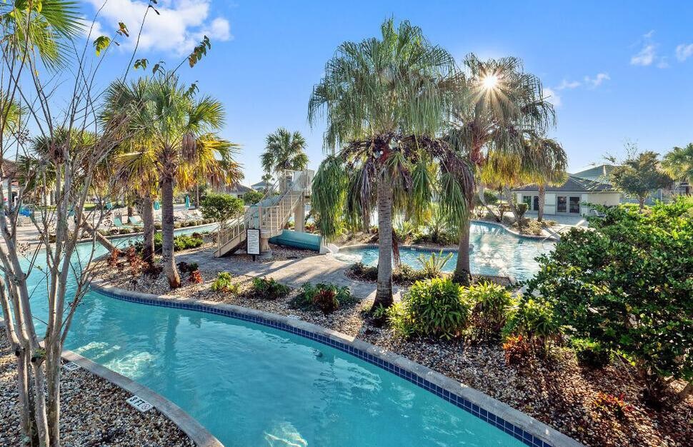 Sleeps 15! + Heated Pool+ Lazy River + Game room