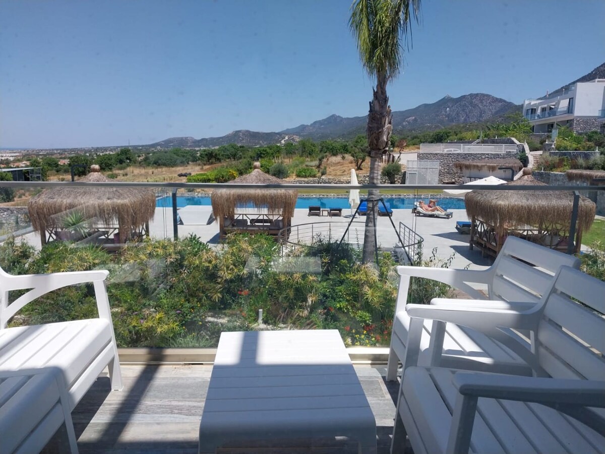 View 10