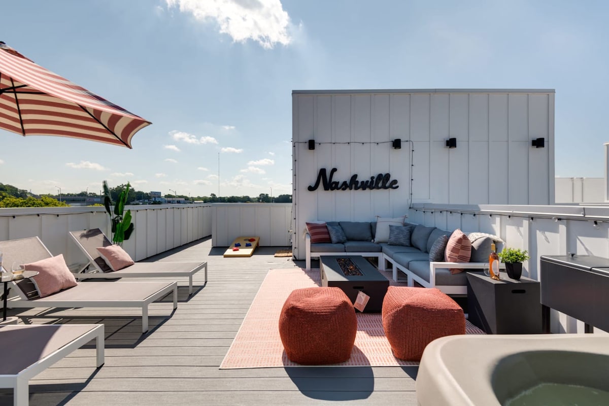 Wildflower - Rooftop Hot Tub - Game Room — Nashville, TN — vacation rental