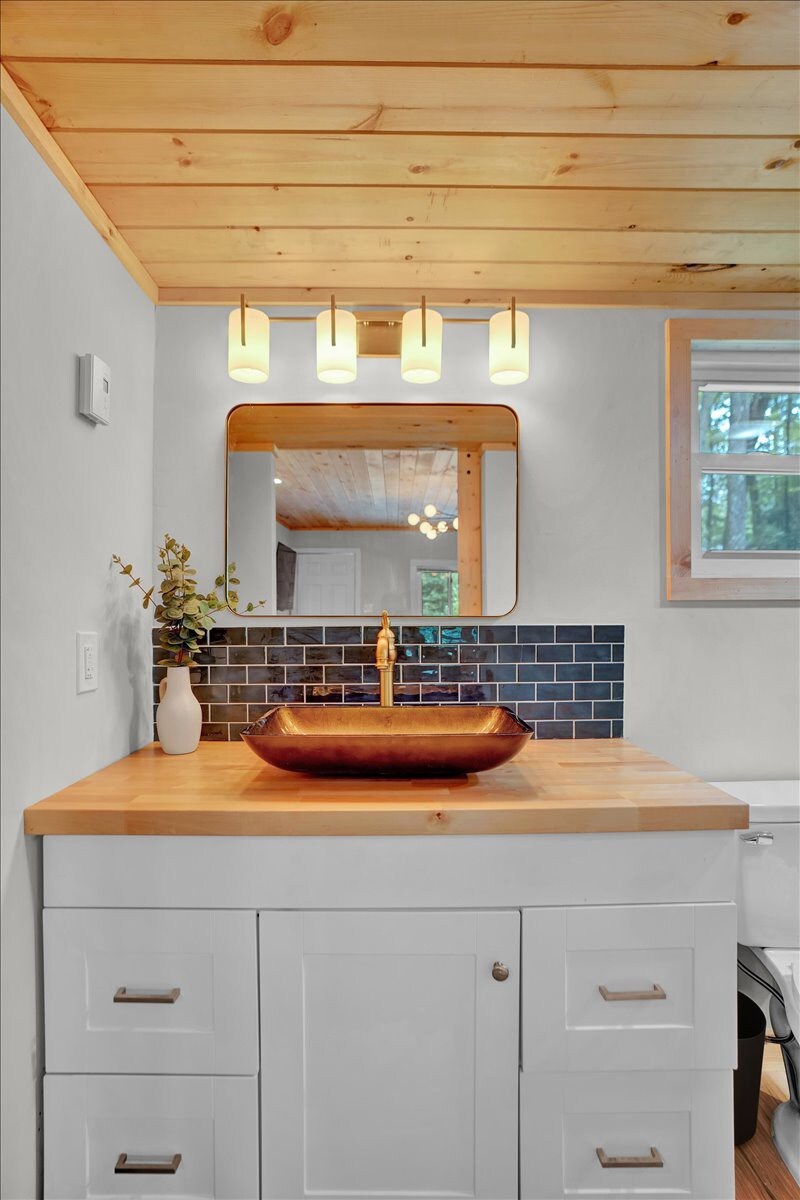 Elements Pocono Modern | Firepits | Pet-Friendly