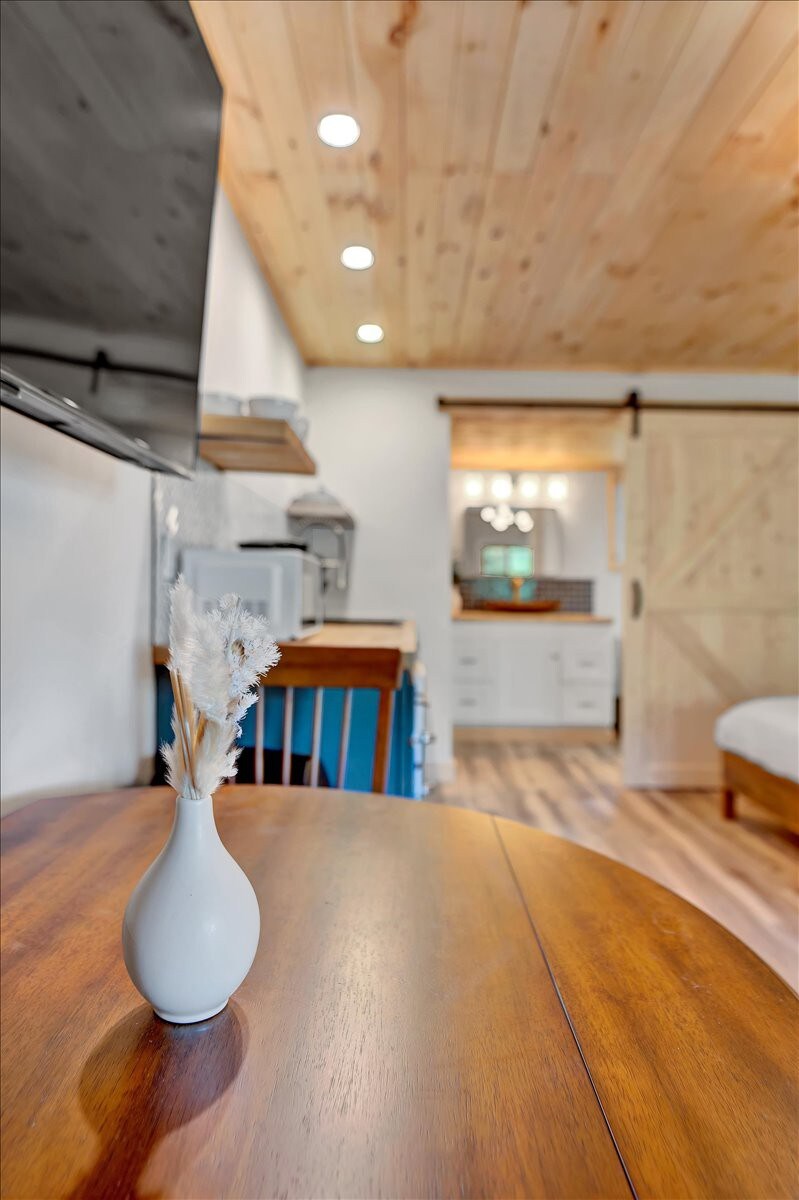 Elements Pocono Modern | Firepits | Pet-Friendly