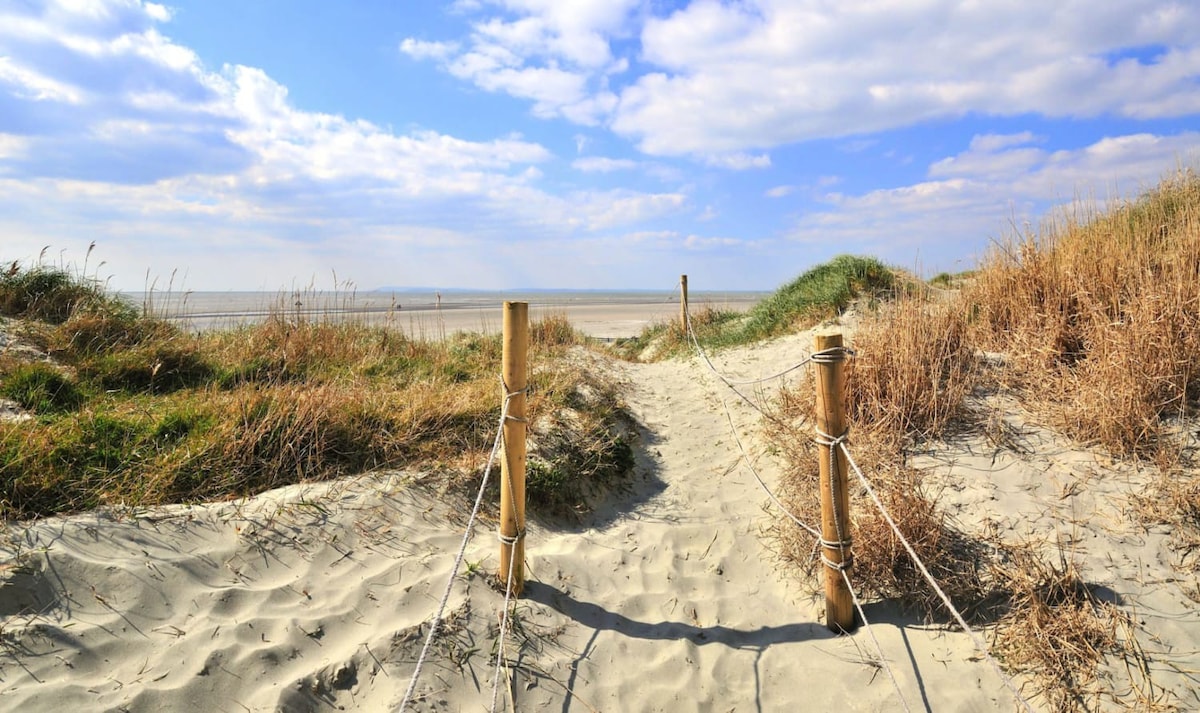 West Wittering is home to East Head National Trust.