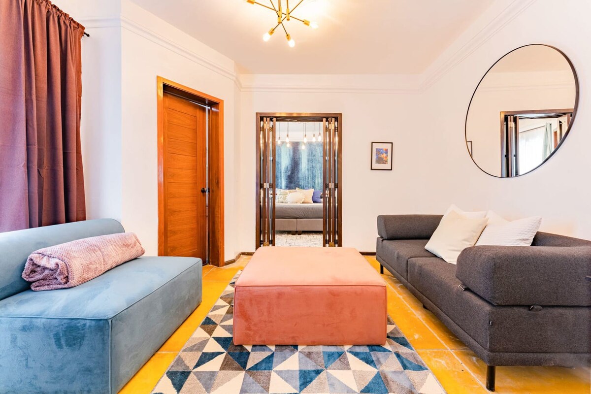 Stylish Flat in Condesa with Workspace & Smart TV — Ciudad de México, Ciudad de México — vacation rental