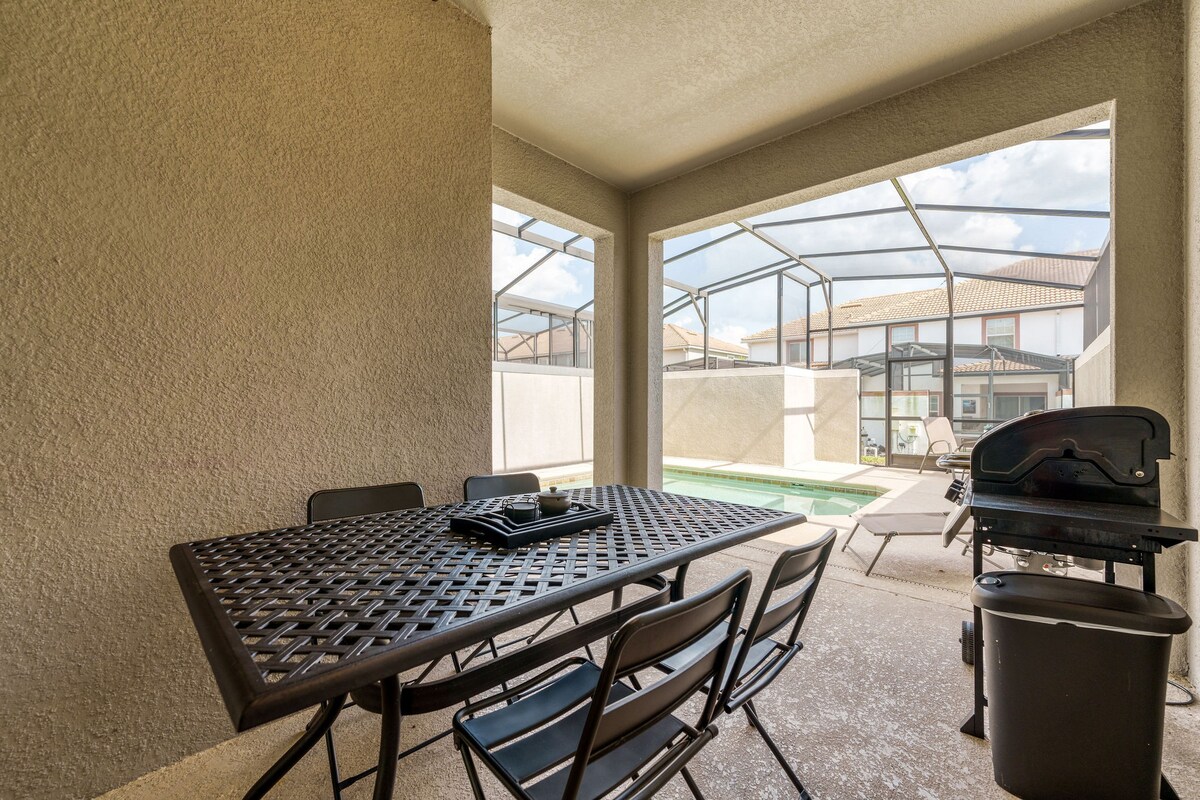 9 min to Disney w/ Pool + Arcade + FREE Waterpark