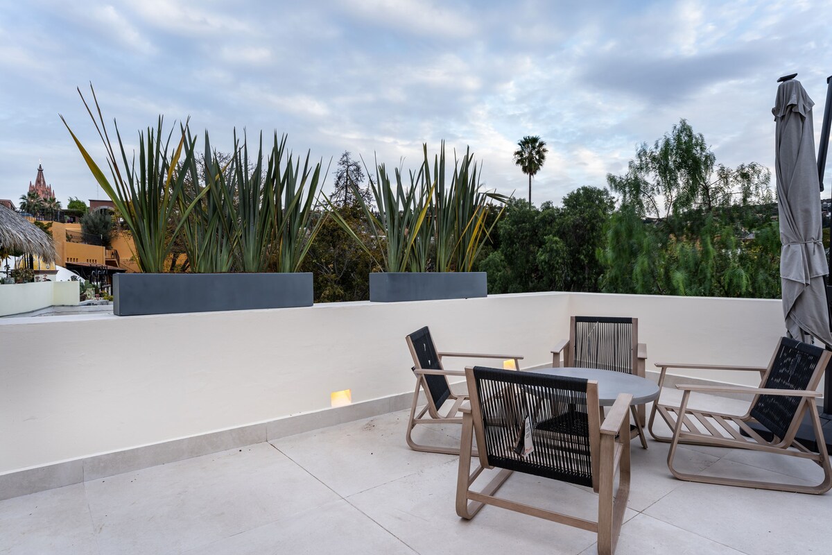 Casa Lu, Modern 3BR Home in Centro with Rooftop 25