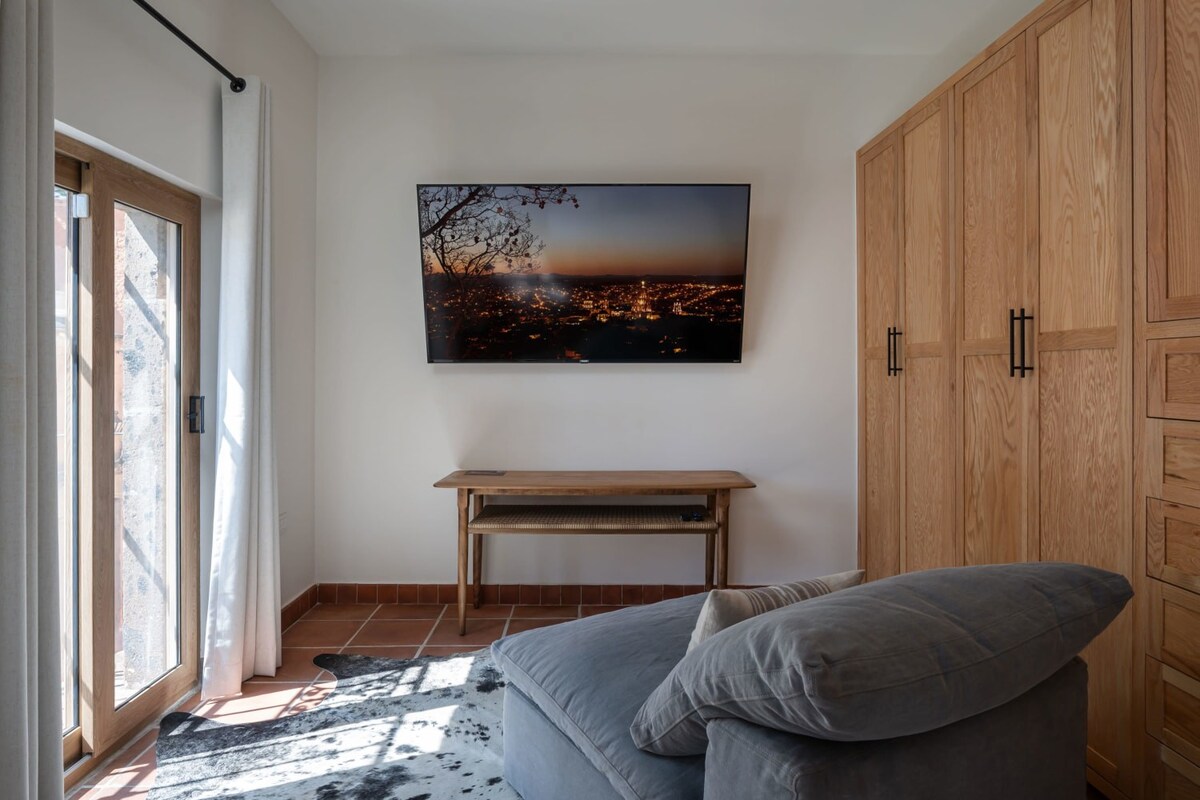 TV Lounge