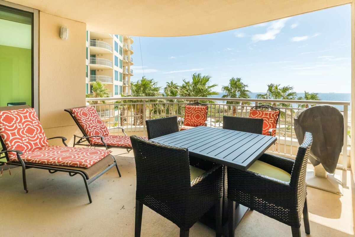 Wake to the Waves, Luxurious Condo Overlooking Gulf (304) — Galveston, TX — vacation rental