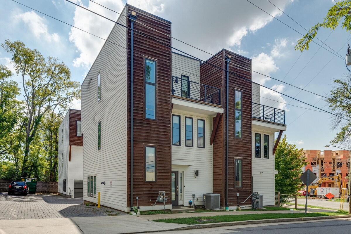 Modern East Nash - 2 Bedroom, 8 min to DT!