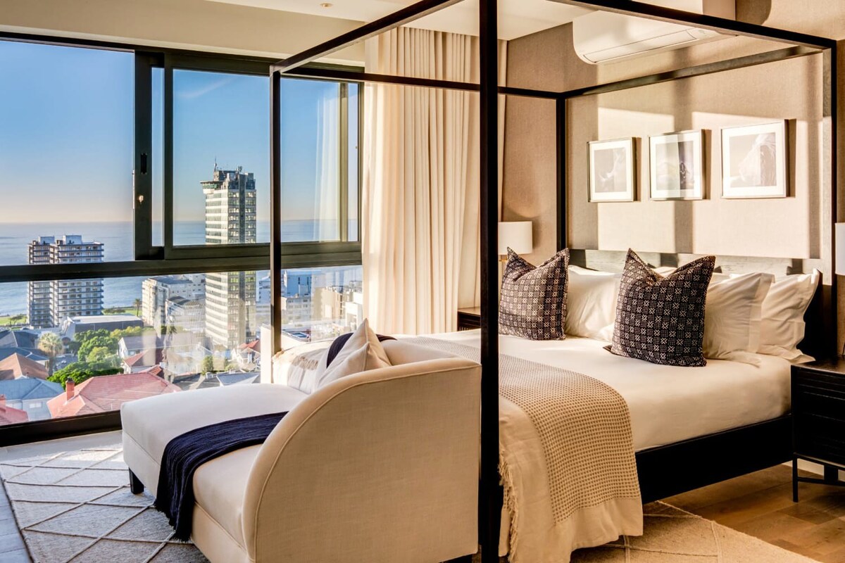 Luxurious Penthouse w Sweeping Views Sea Point Penthouse | Nox Cape Town
