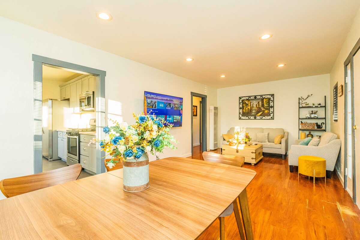Elegant Comfort on Historic Route 66 Attractions — Glendora, CA — vacation rental