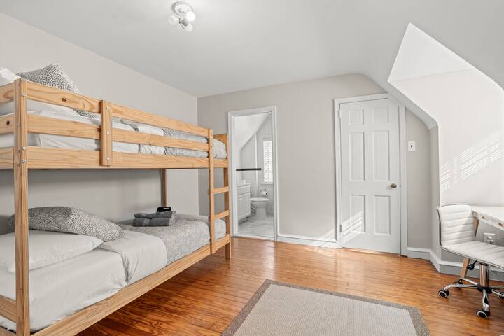 Spacious 4BDR Home In Merion Hosted By StayRafa - Foto 29