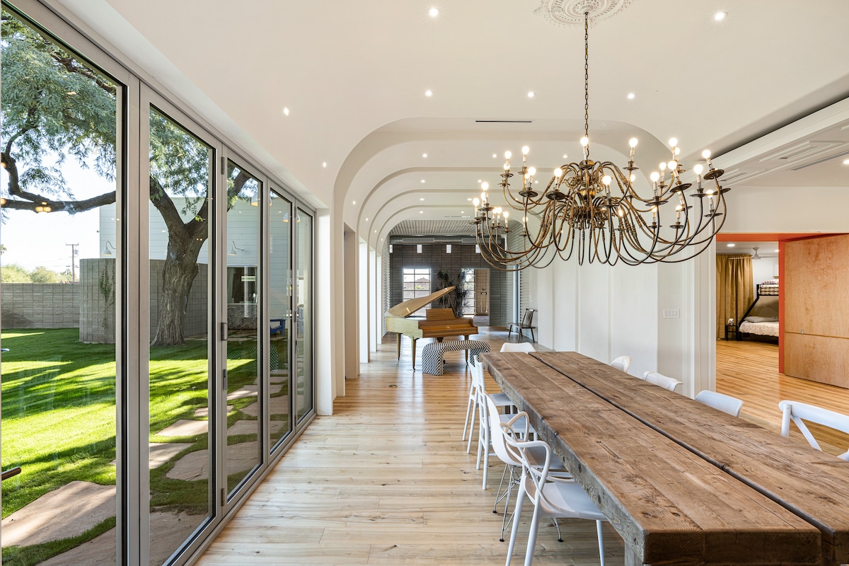 The Ranch Everyone Talks About + Indoor Pickleball - Foto 17