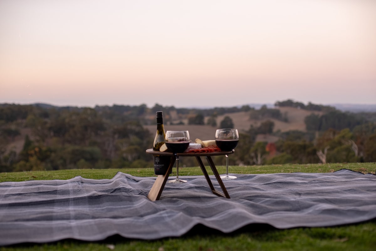 Farm Stay, Picturesque views - Photo 5
