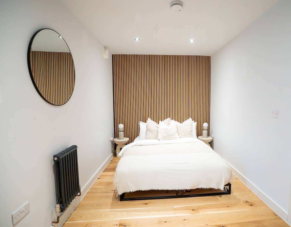 Luxury Townhouse I Private Roof Terrace I Sleeps10 - Picture 19