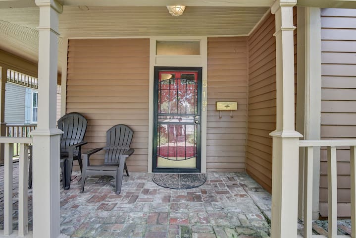 Midtown Charm walkable to Overton Square