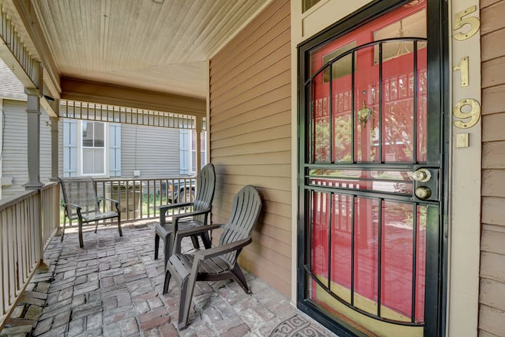 Midtown Charm walkable to Overton Square