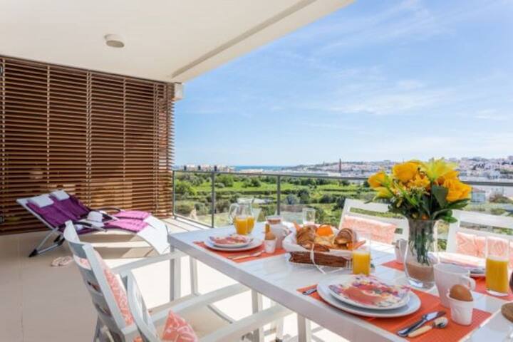 Stunning View Apartment - Two Bedrooms in Lagos