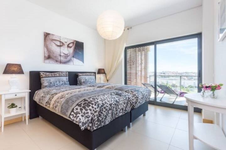 Stunning View Apartment - Two Bedrooms in Lagos
