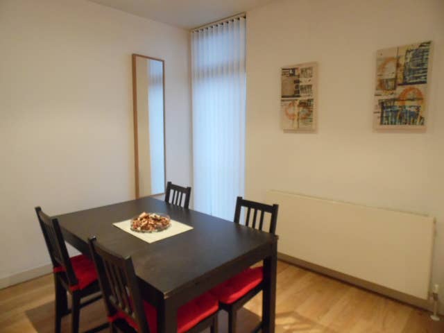 Modern 2 bedroom Apt next to SSE Hydro and SEC
