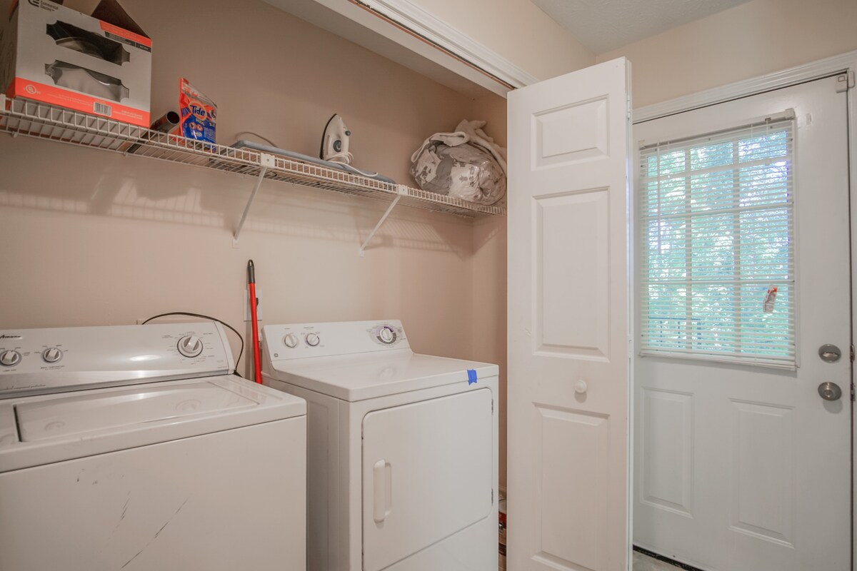 GA Horse Park townhome, sleeps 4 - Foto 35