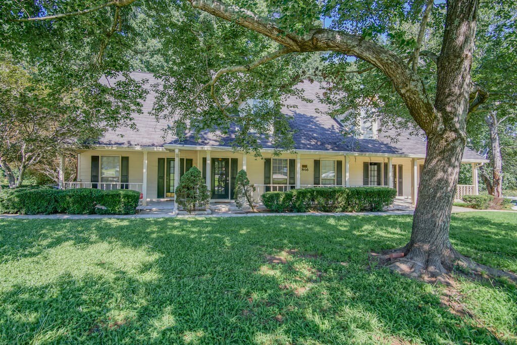 Peaceful GA Horse Park home, sleeps 5
