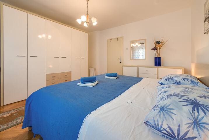 Apartments Fiorela - 2 bedroom app with terrace - Foto 4