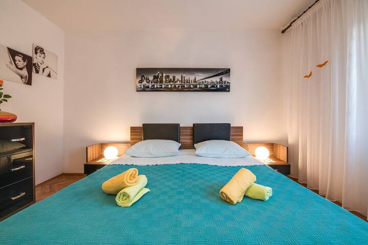 Apartments Fiorela - 2 bedroom app with terrace - Foto 7