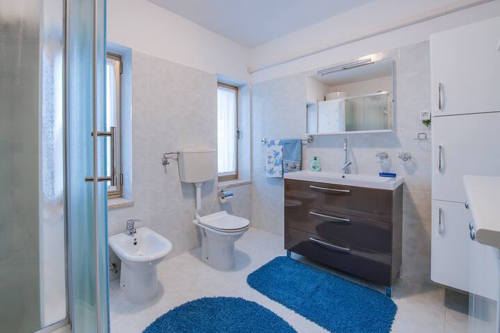 Apartments Fiorela - 2 bedroom app with terrace - Foto 8