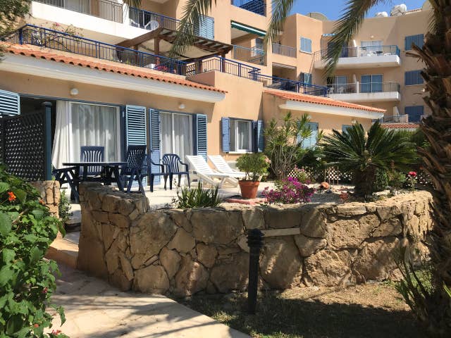 Kings Palace - Fabulous Pool-Side 2BR Apart. Private Patio