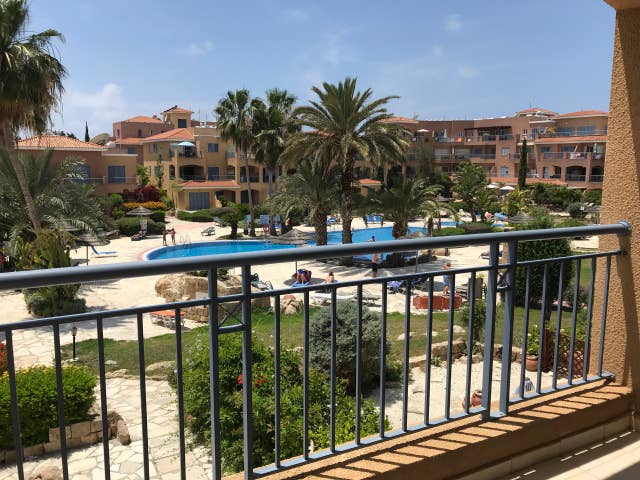 Limnaria: Modern 1 Bed, Pool Views, 5min To Beach