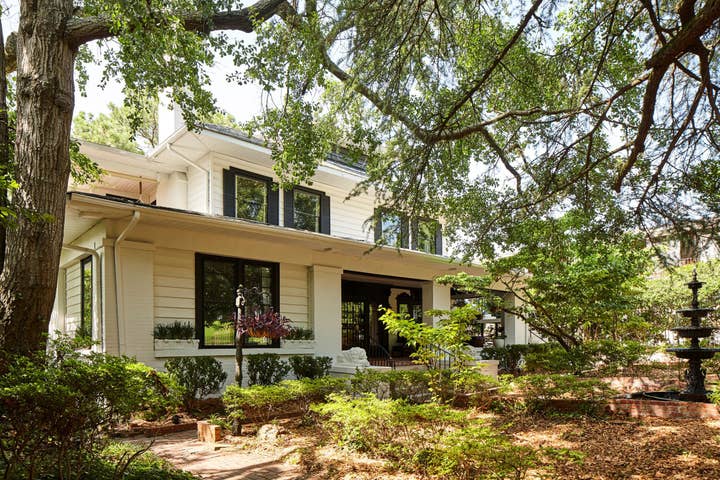 Apt1@EdenBrae - Serene, Walkable, Modern Retreat, Named Best in Bham - Picture 3