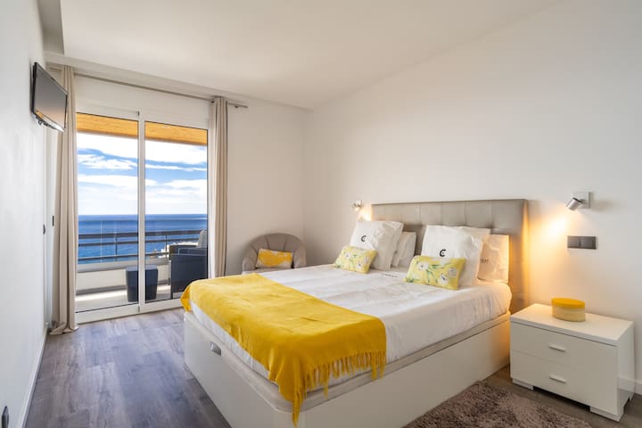 Monumental Apartment 610 Balcony Sea View