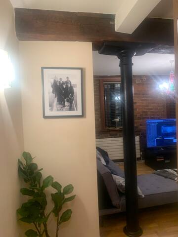 Awesome Mathew St 2 Bed duplex 2 bed sleeps 6 - Photo 12