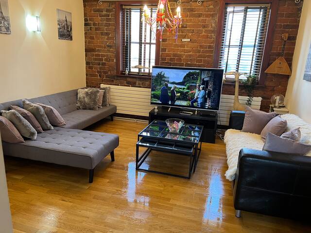Awesome Mathew St 2 Bed duplex 2 bed sleeps 6 - Photo 44