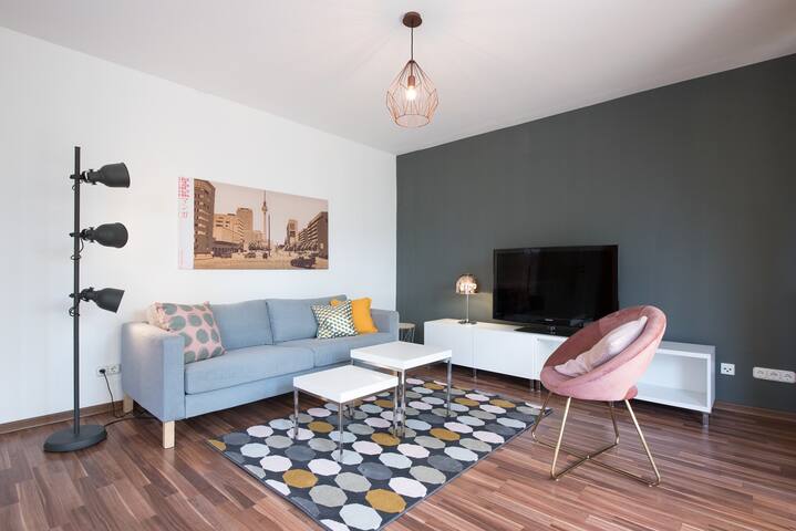 65 m² Apartment w. Spreeview directly at Ostkreuz - Picture 2