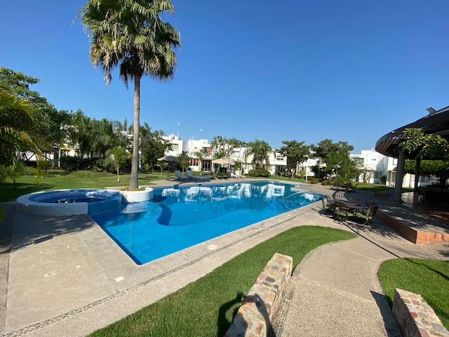 HOME WITH POOL CLOSE BY NUEVO VALLARTA BEACH CTE03