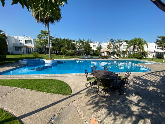 HOME WITH POOL CLOSE BY NUEVO VALLARTA BEACH CTE03