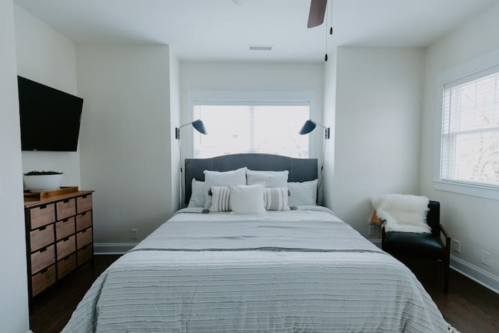 NEW Murfreesboro Luxury Townhome | 5-min to DT - Foto 3