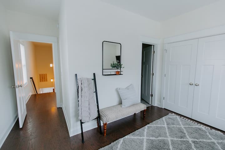 NEW Murfreesboro Luxury Townhome | 5-min to DT - Foto 17