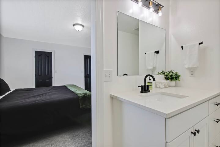 Treasure Valleys Shared Home with 2 Bedrooms - Photo 6