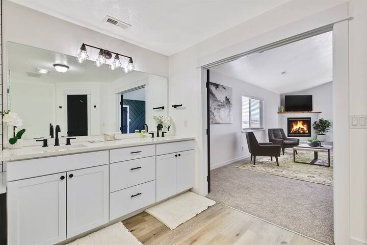 Treasure Valleys Shared Home Luxury 2 Room Booking - Photo 10