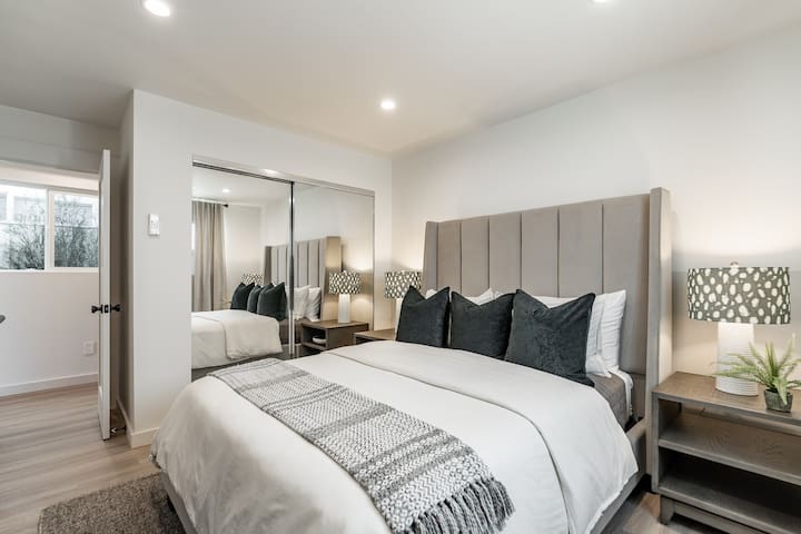 The Rosemont - A La Jolla Gem Just 2 Minutes Walk to Beach