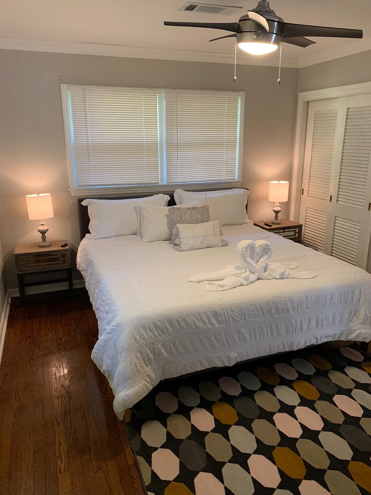 Atlanta Family Retreat • Stylish 4BR Sleeps 8