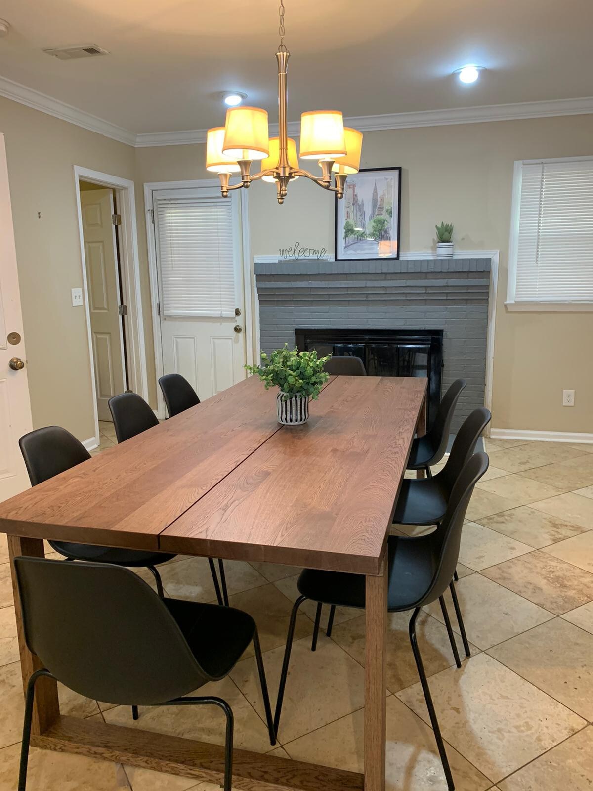 Atlanta Family Retreat • Stylish 4BR Sleeps 8